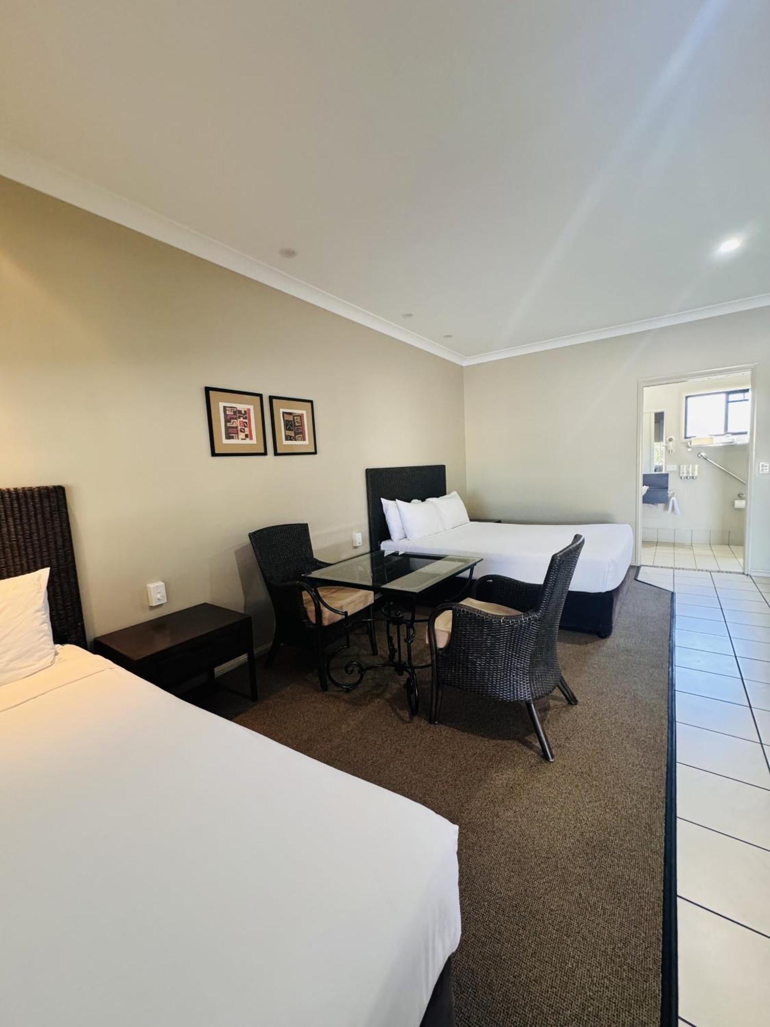 Best Western Bungil Creek Motel Roma Exterior photo
